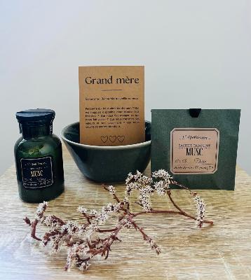 Coffret Grand-Mère Bougie & Sachet Parfumé Musc Bol Grès Vert Carte Kraft 