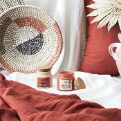 Bougie Parfumée Bois Épicé ou Figuier, Terracotta / Beige | L’Apothicaire
